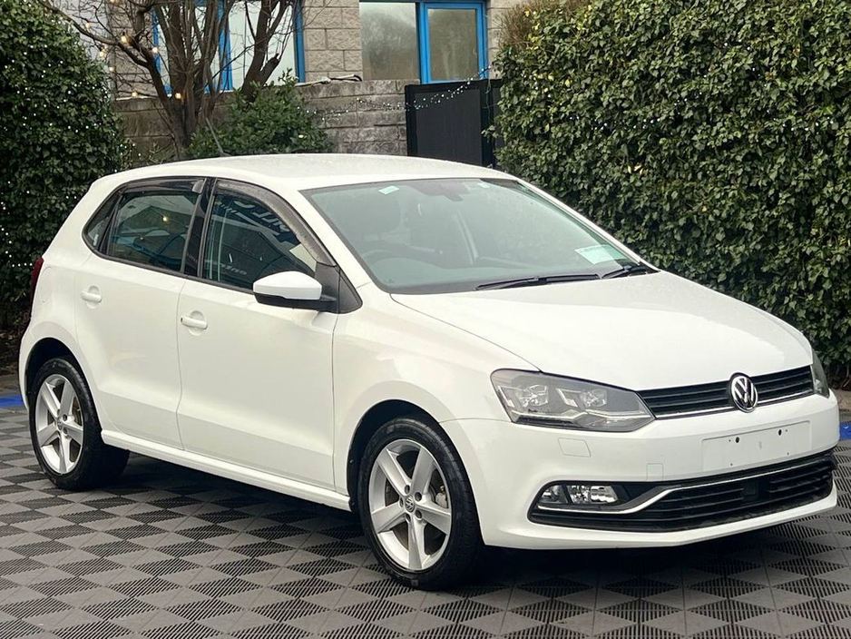 2016 Volkswagen Polo HIGHLINE 1.2 TSI AUTO // FULL SERVICE HISTORY // LEATHER/ALCANTARA HEATED SEATS // REVERSE CAMERA €13,900