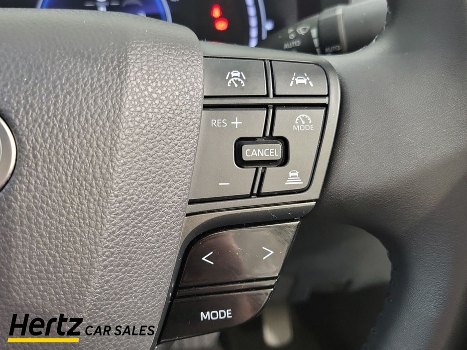 2024 Toyota C-HR - image 24