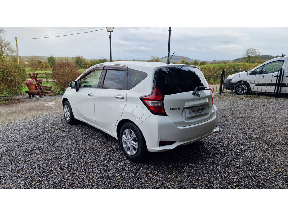 2017 Nissan Note - image 3