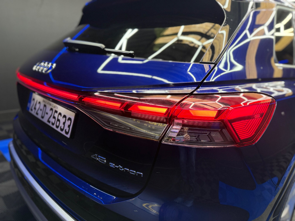 2024 Audi e-tron - image 18