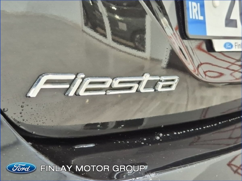 2020 Ford Fiesta - image 25