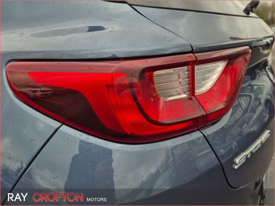 2023 Kia Stonic - image 15