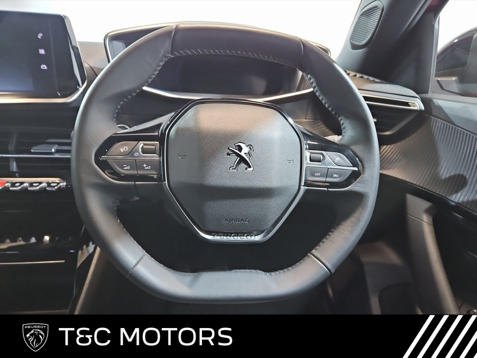 2023 Peugeot 2008 - image 14