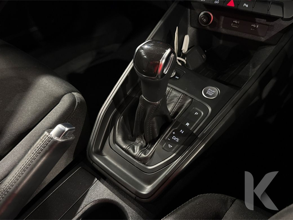 2020 Audi A1 1.0 AUTOMATIC - ALLOY WHEELS - MULTI FUNCTION STEERING WHEEL - CRUISE CONTROL - HEATED SEATS - REVERSE CAMERA €22,950