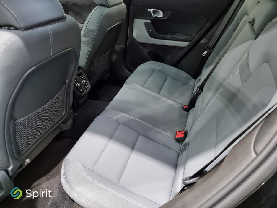 2022 Polestar 2 - image 5