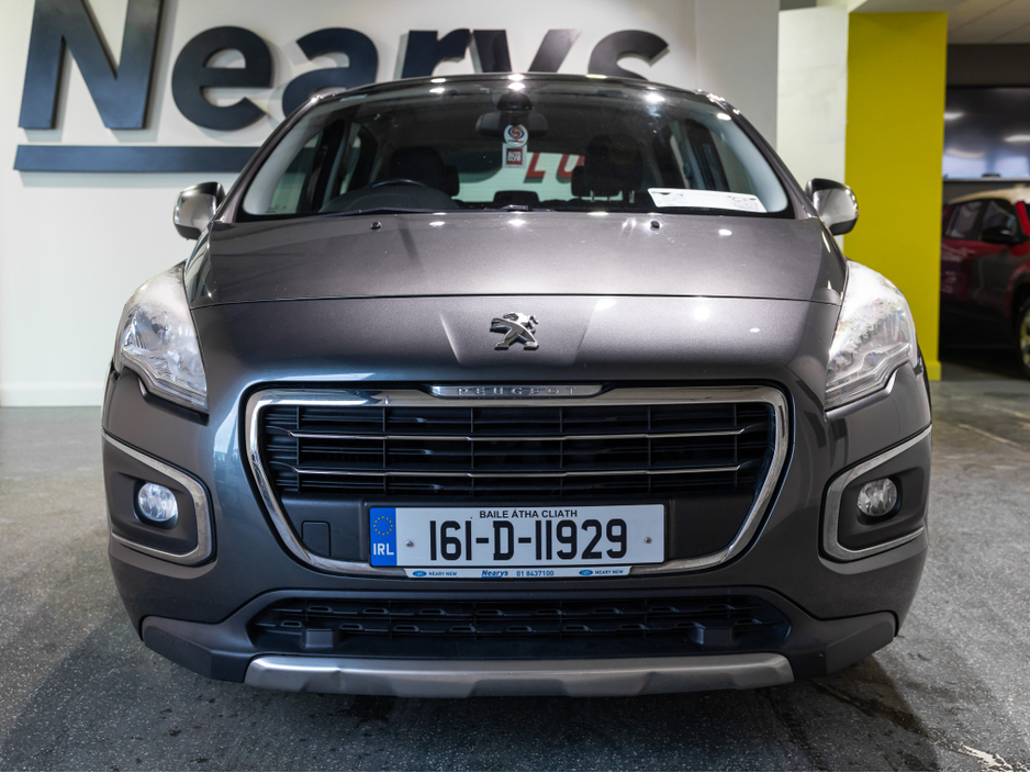 2016 Peugeot 3008 - image 2