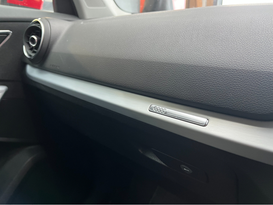 2019 Audi Q2 - image 16