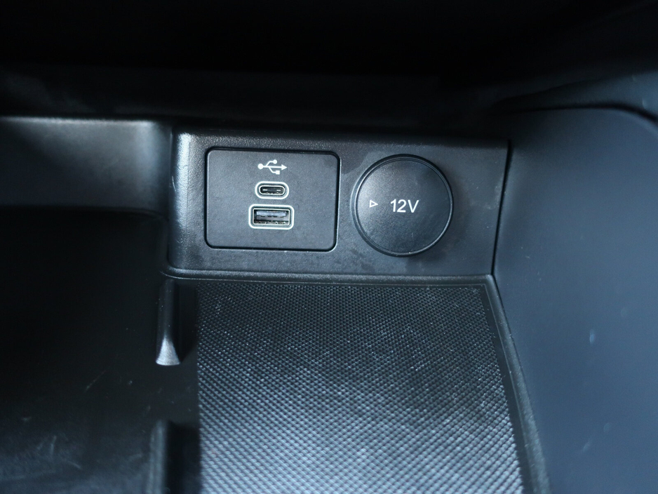 2023 Ford Kuga 2.5 Duratec 190PS FHEV Titanium Auto €29,995