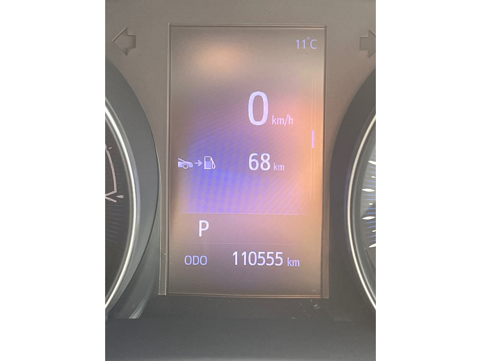 2018 Toyota Camry - image 10