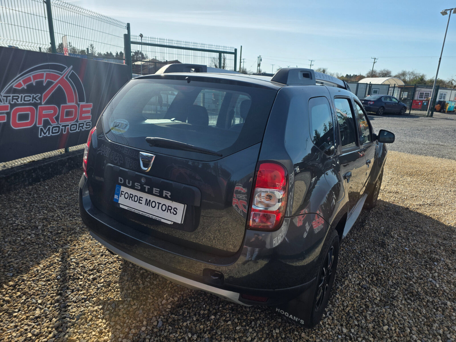 2018 Dacia Duster - image 4