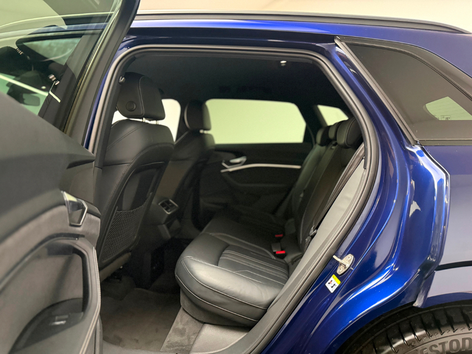 2023 Audi e-tron 50 BLACK EDITION QUATTRO €39,990