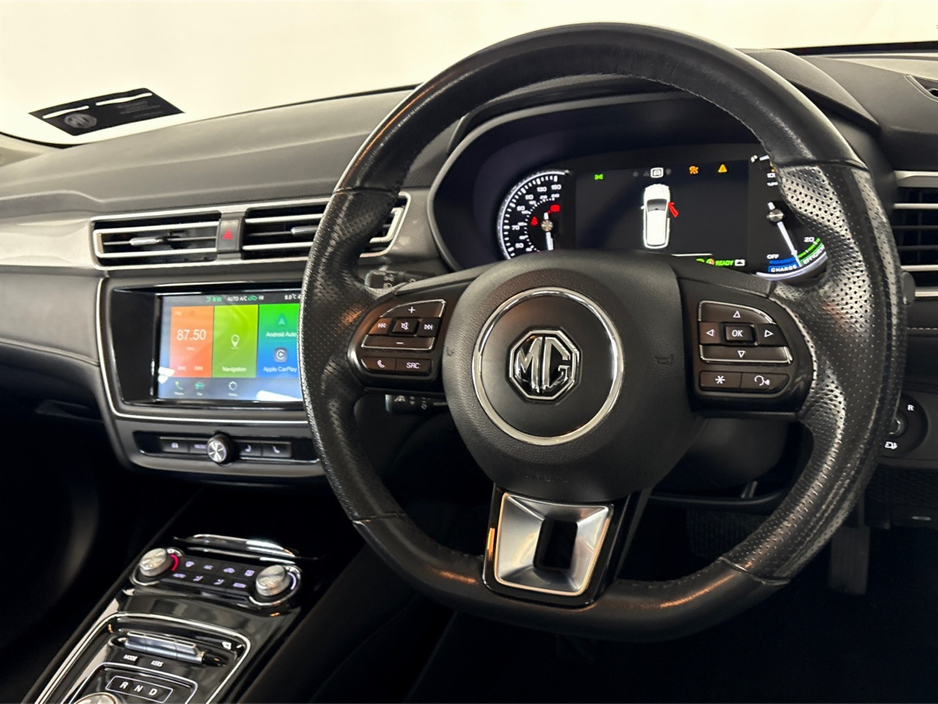 2022 MG 5 EXCLUSIVE**HEATED LEATHER SEATS**SEMI DIGITAL DASH**TOUCHSCREEN INFOTAINMENT**APPLE CAR PLAY**MULTIFUNCTIONAL STEERING WHEEL**CRUISE CONTROL**REVERSE CAMERA**PARKING SENSORS**KEYLESS START**ISOFIX** €18,995