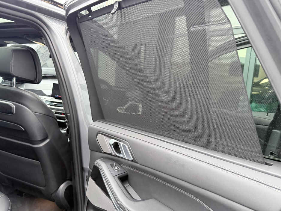 2024 BMW X5 - image 15