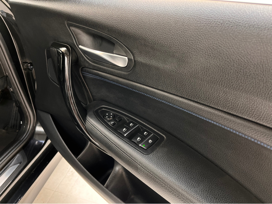 2019 BMW 1 Series - image 22