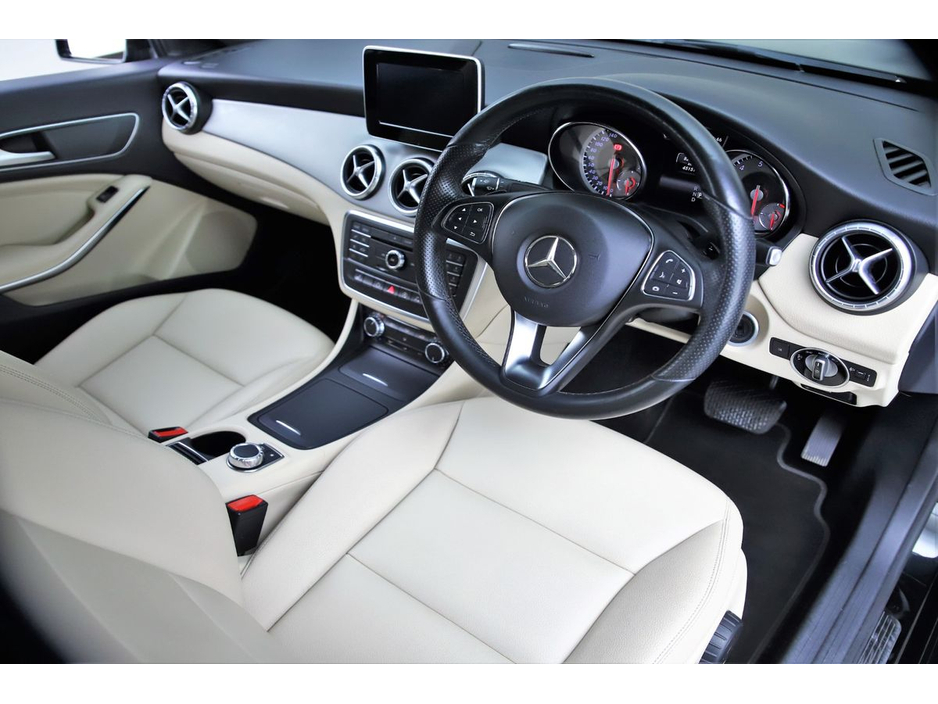 2015 Mercedes-Benz CLA Class - image 13