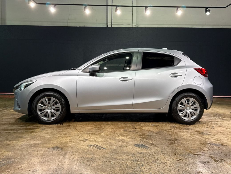 2019 Mazda Demio - image 6