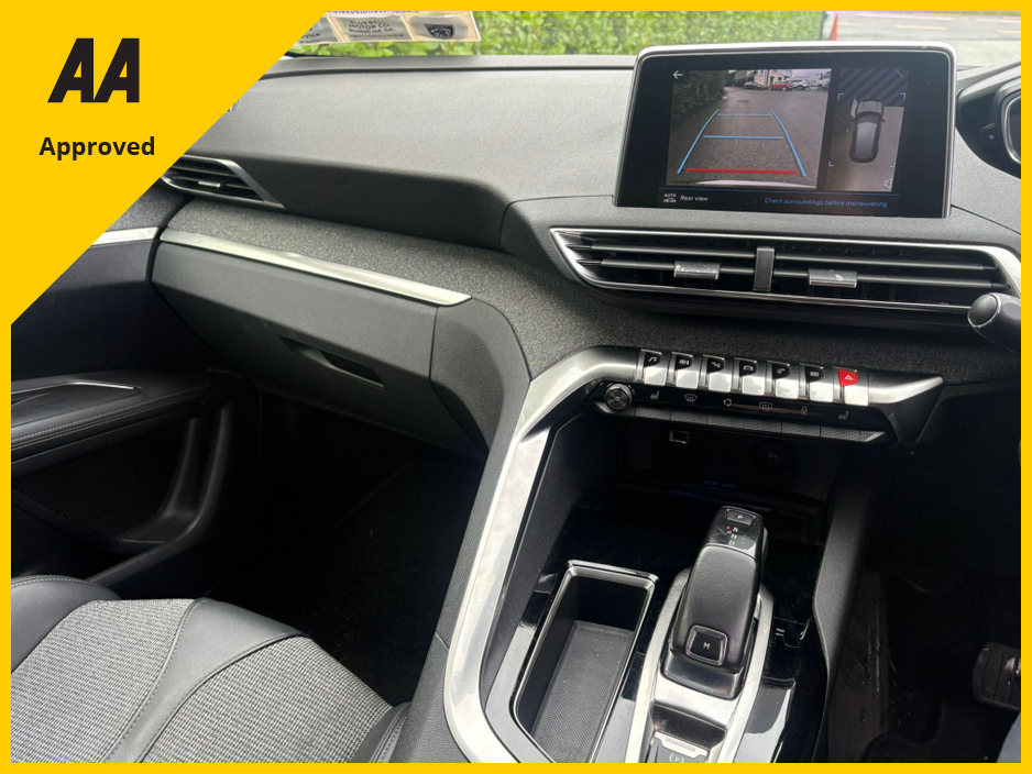 2019 Peugeot 3008 - image 12