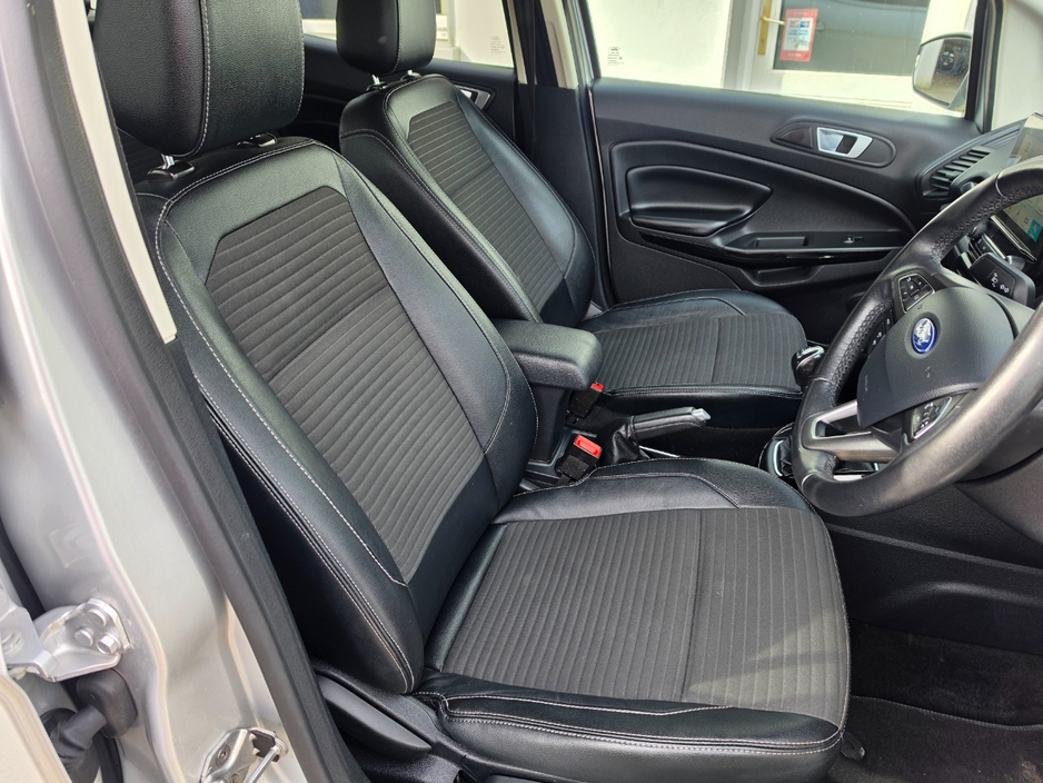 2019 Ford Ecosport - image 12