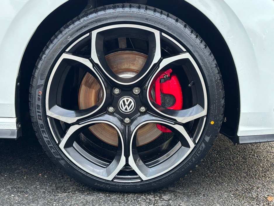 2025 Volkswagen Golf GTE TSI MK 8.5 LONGER RANGE €41,995