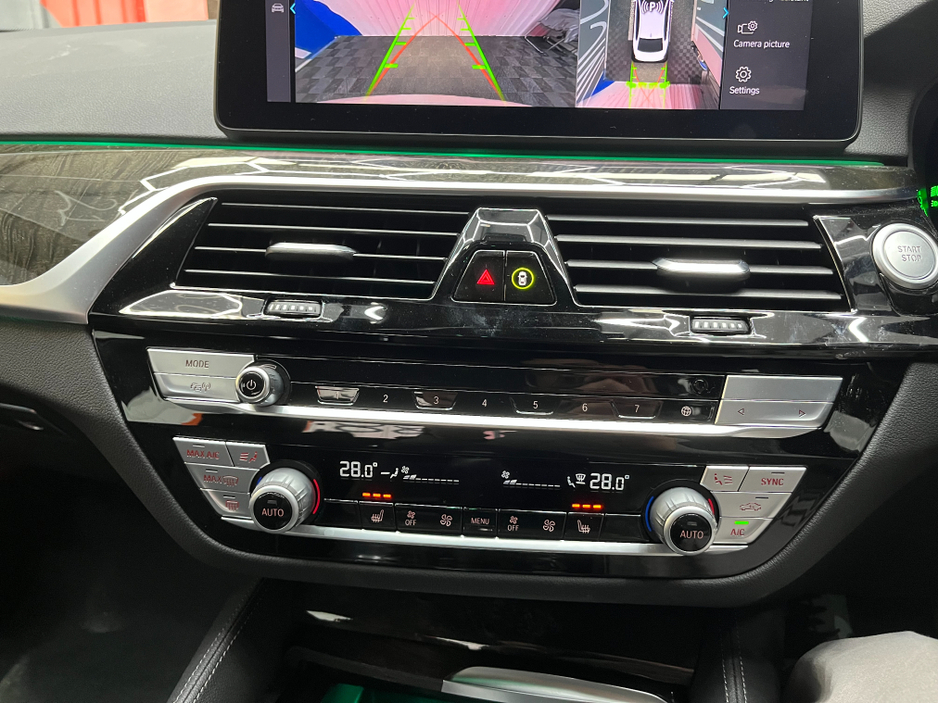 2021 BMW 5 Series €35950 2021 BMW 530E M-SPORT EDITION JOY+ 2.0 AUTOMATIC / CRUISE CONTROL / 360° PARKING CAMERA / ELECTRIC MEMORY & HEATED SEATS / PADDLE SHIFTERS / APPLE CARPLAY / AMBIENT LIGHTS / HEATED REAR SEAT €35,950