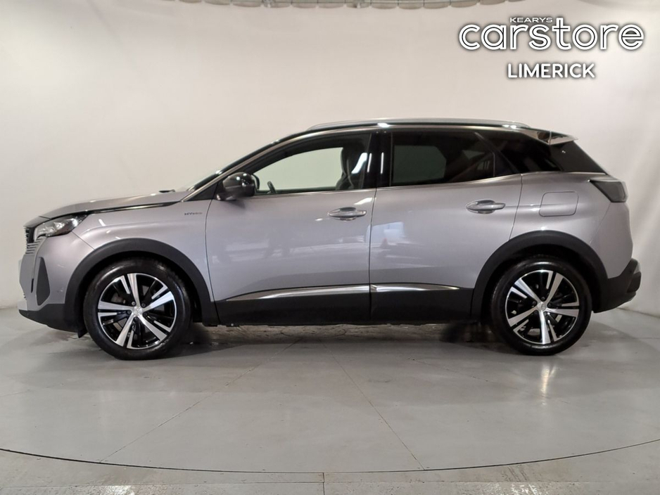 2021 Peugeot 3008 - image 6