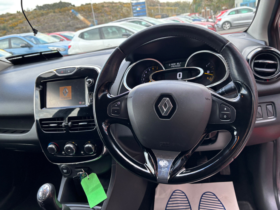 2014 Renault Clio - image 7