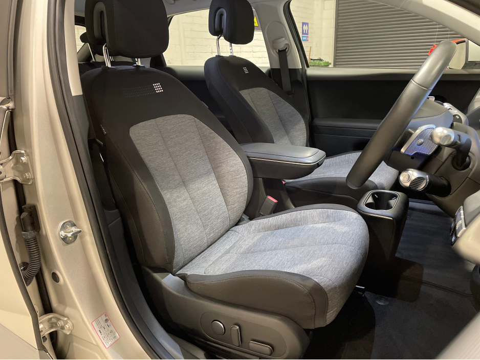 2022 Hyundai Ioniq 5 - image 9