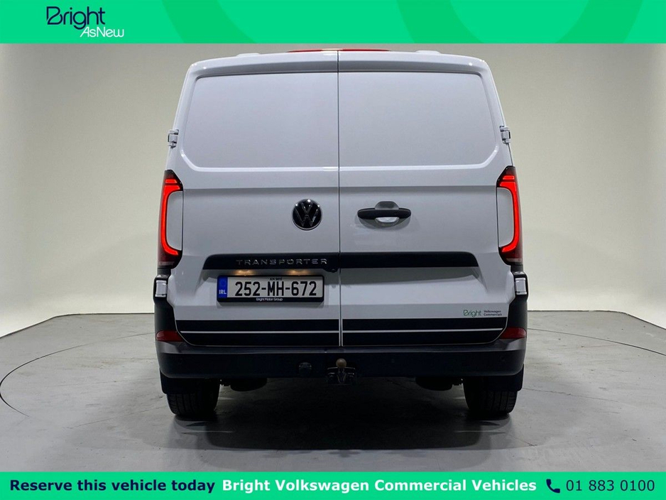 2025 Volkswagen Transporter - image 13