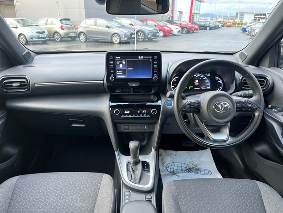 2024 Toyota Yaris Cross CROSS LUNA SPORT 4DR AUTO €30,950