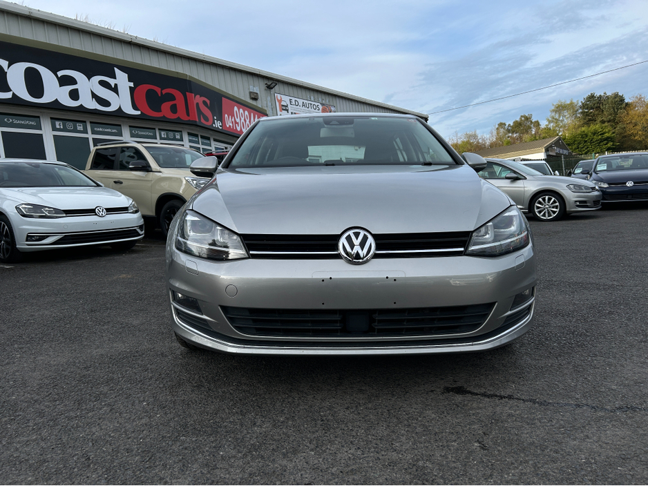 2015 Volkswagen Golf - image 7