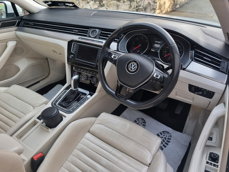2015 Volkswagen Passat 1.6 TDI DSG 120HP Highline €7,899