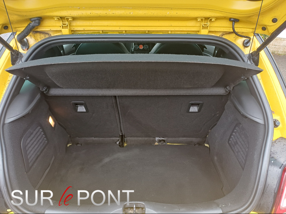 2014 Citroen DS3 - image 11