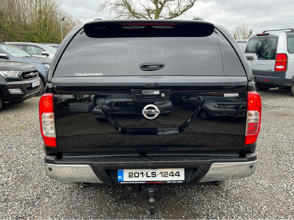 2020 Nissan Navara - image 6