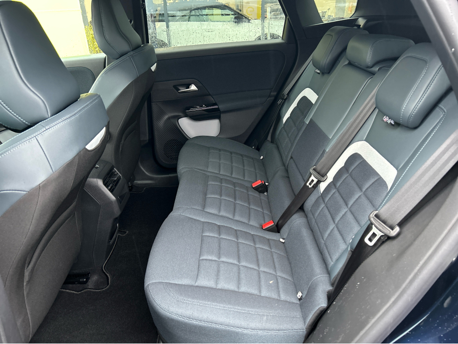 2026 Citroen C5 Aircross - image 11