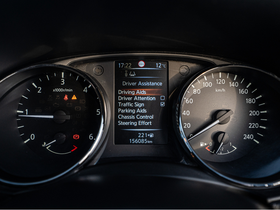 2015 Nissan Qashqai - image 22