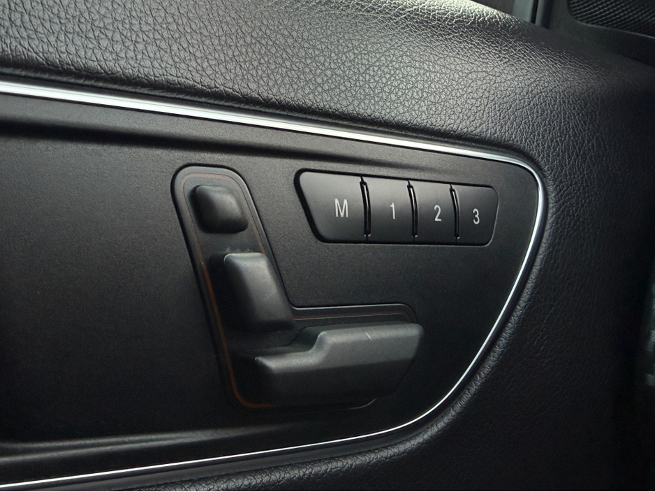 2014 Mercedes-Benz A Class A180 AMG INTERIOR FULL LEATHER SEATS / HI SPEC / SYSTEM LOW ROAD TAX BAND / SIMI DEALER €13,950