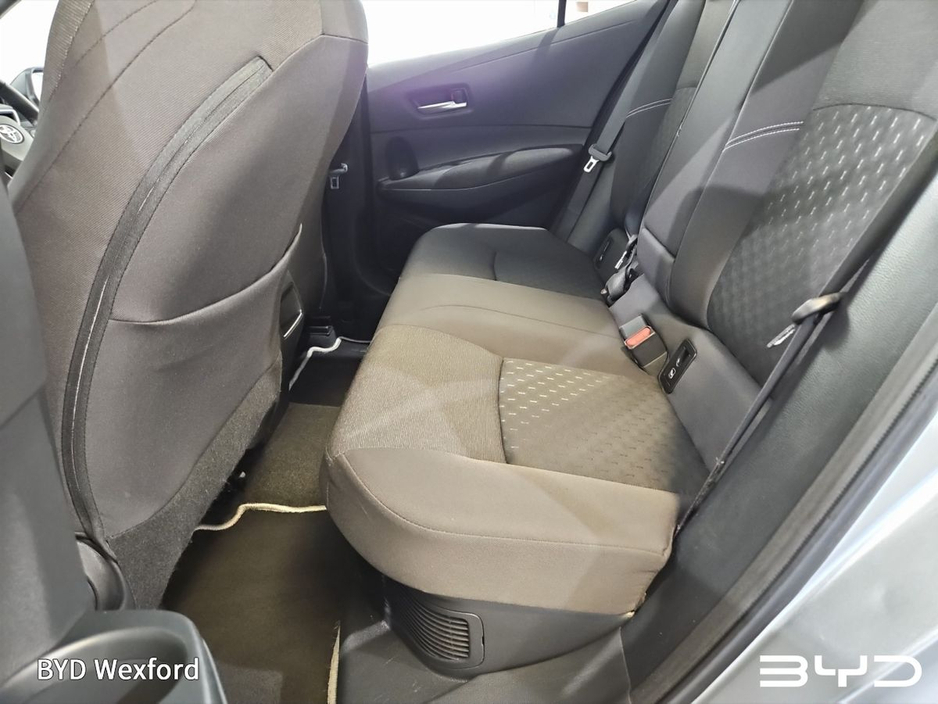 2024 Toyota Corolla Corolla Icon Hev Cvt Icon 140 VVT-h Auto Start/Stop €27,975