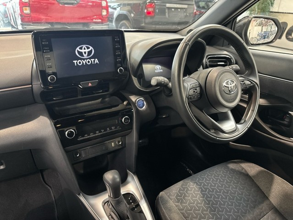 2024 Toyota Yaris Cross LUNA SPORT 4DR AUTO €30,950