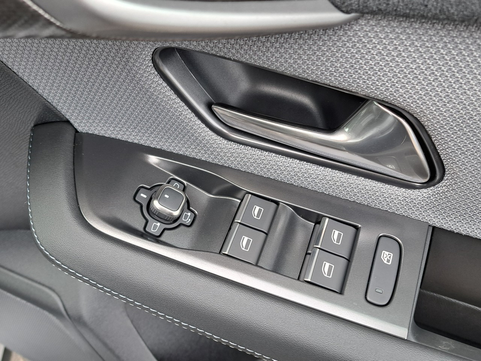 2026 Opel Grandland - image 35