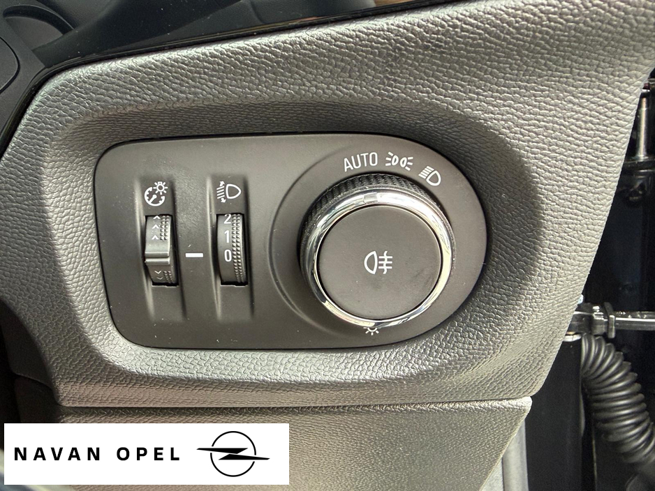 2025 Opel Corsa - image 15