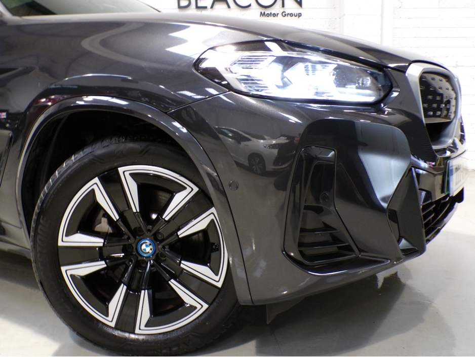 2022 BMW iX3 - image 3