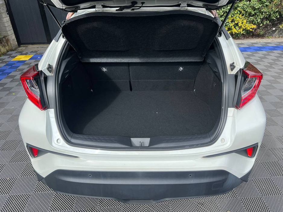 2019 Toyota C-HR - image 13