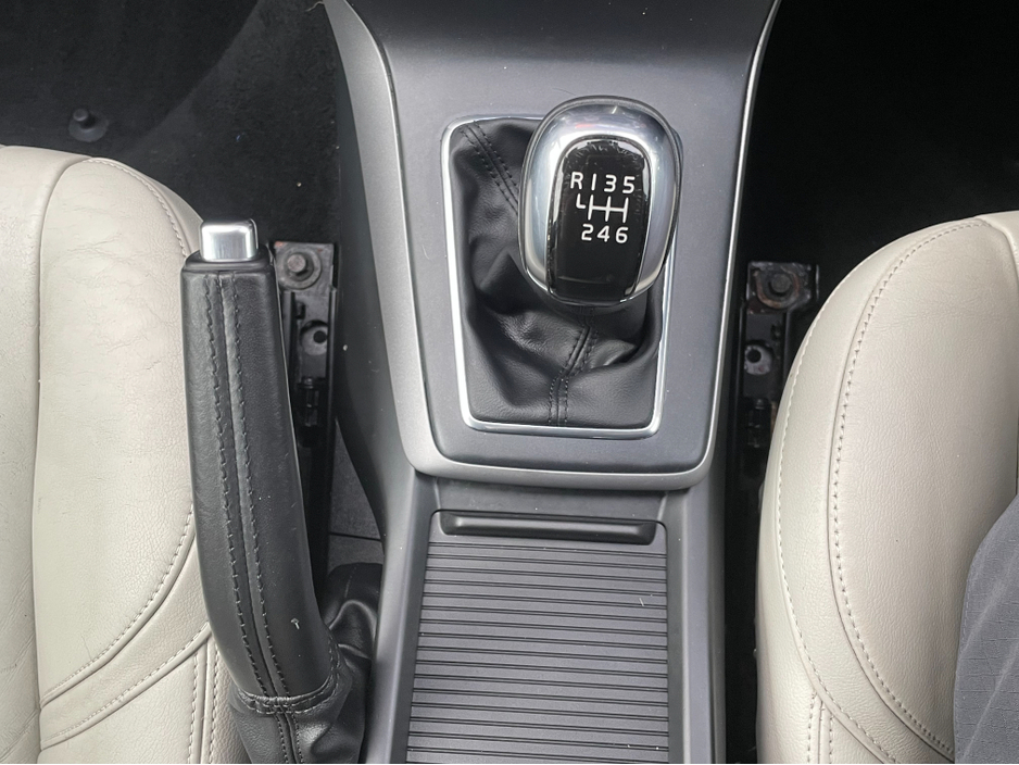 2014 Volvo V40 D2 SE 5DR €8,250