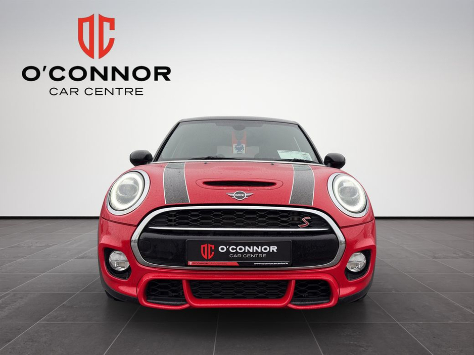 2018 MINI Cooper - image 2