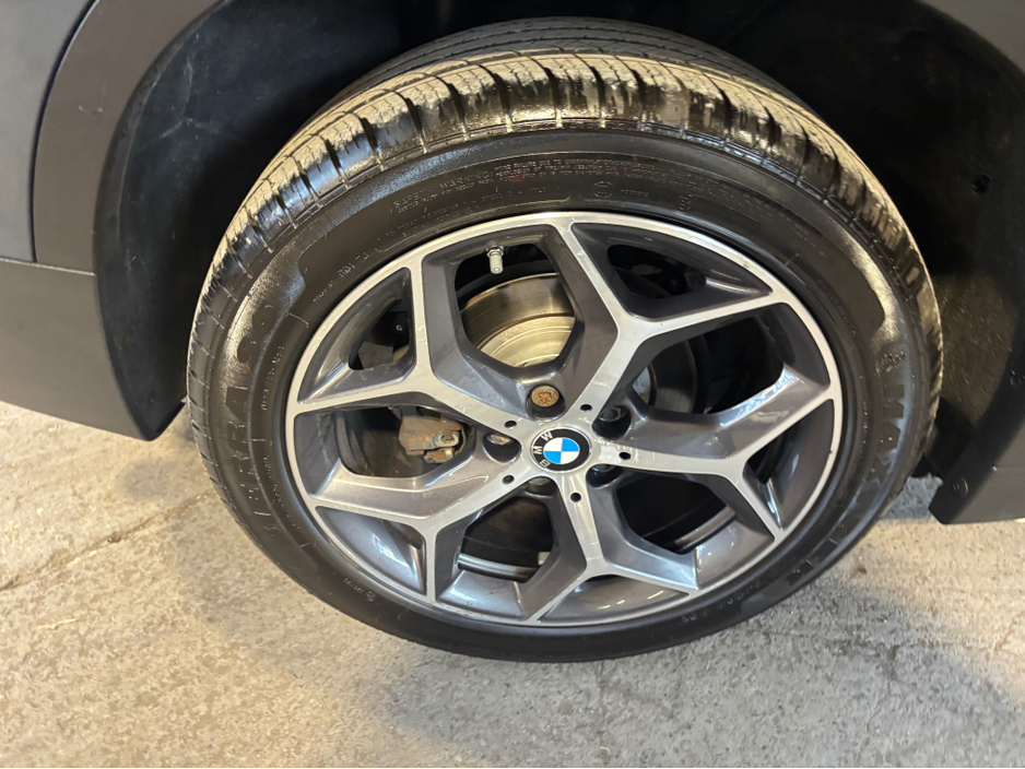 2019 BMW X1 - image 17