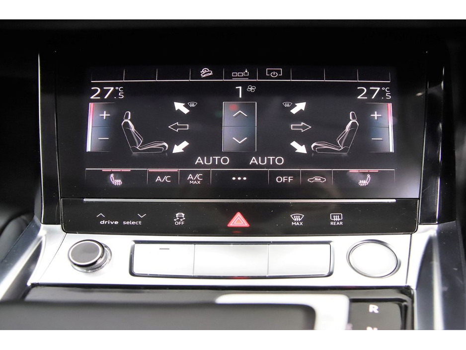 2020 Audi e-tron - image 20