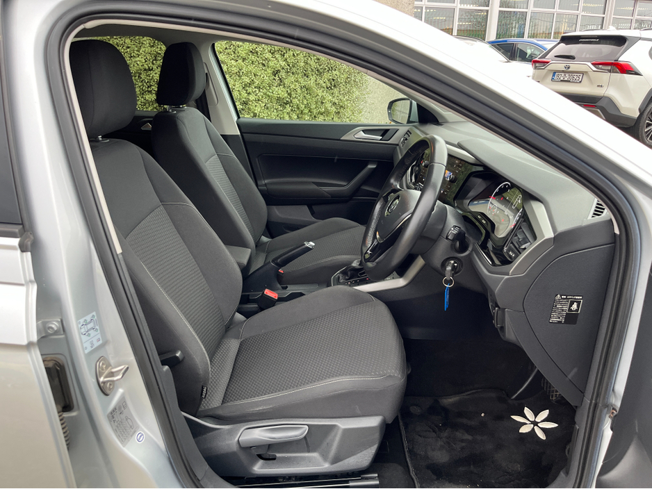 2018 Volkswagen Polo COMFORTLINE AUTOMATIC 1.0 PETROL //REVERSE CAMERA//CARPLAY// €14,950