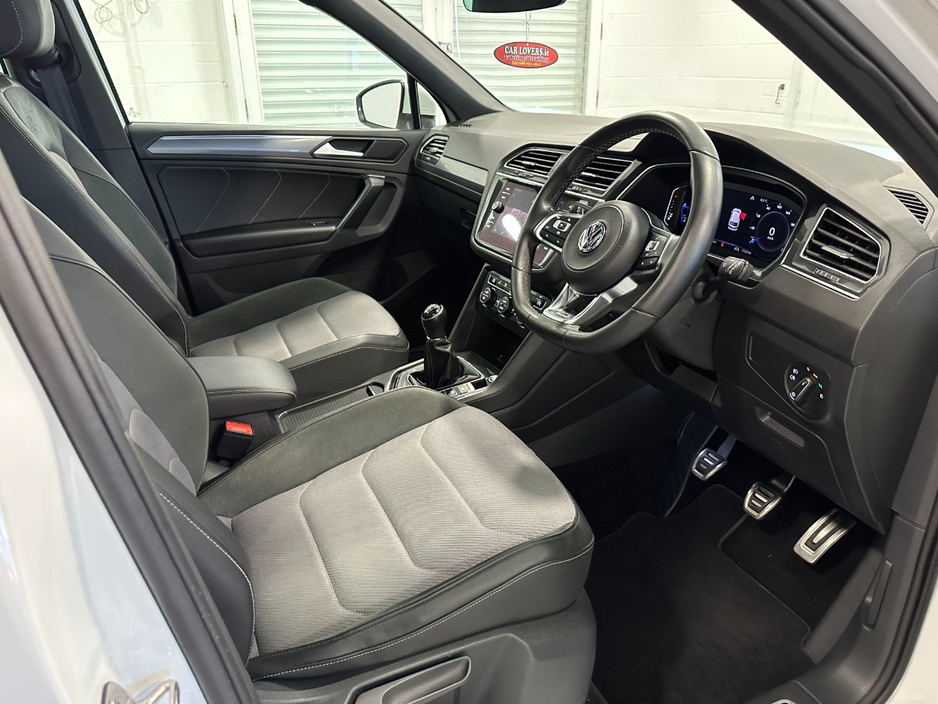 2019 Volkswagen Tiguan - image 21