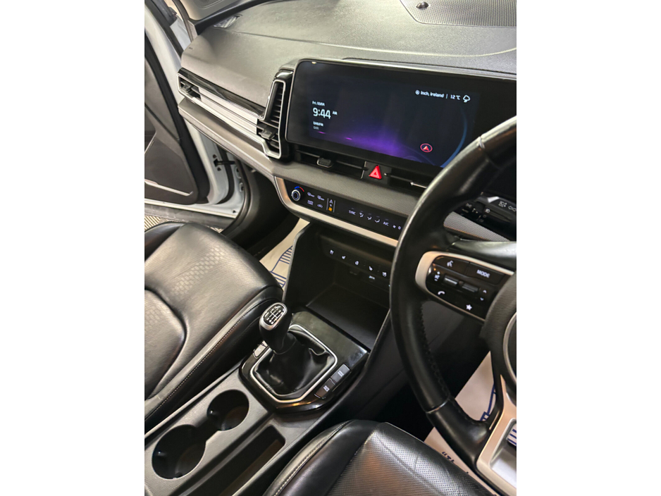 2024 Kia Sportage - image 10