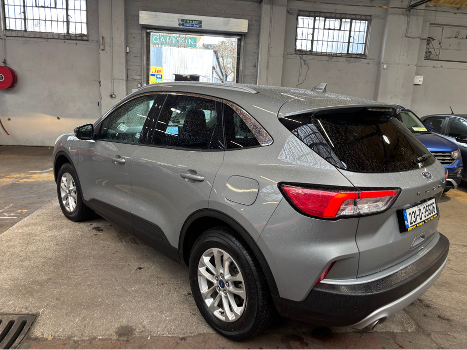 2023 Ford Kuga TITANIUM 2.5 PHEV 225 S6.2 €23,499